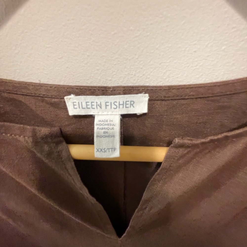 Eileen Fisher Chocolate V-Neck Top - Picture 4 of 10